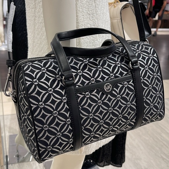 MICHAEL KORS JST TRAVEL MEDIUM DUFFLE SATCHEL SHOULDER CROSSBODY BAG MK BLK/SVR - Picture 1 of 16